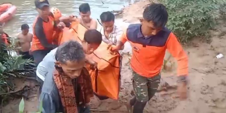 Bocah 15 Tahun Asal Aceh Timur yang Hilang Terseret Arus Sungai Selepan Ditemukan