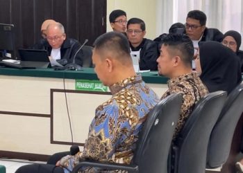 Eks Pj Walkot Pekanbaru Risnandar-Sekda Indra Pomi Didakwa Terima Duit Miliaran