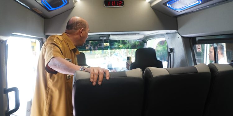 Bupati Langkat Serahkan Bus Sekolah Gratis ke SMPN 3 Stabat, Wujudkan Komitmen Pemerataan Akses Pendidikan