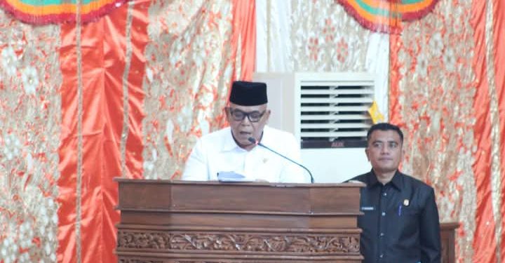 Bupati Pasaman Barat Yulianto Sampaikan Rancangan Awal RPJMD