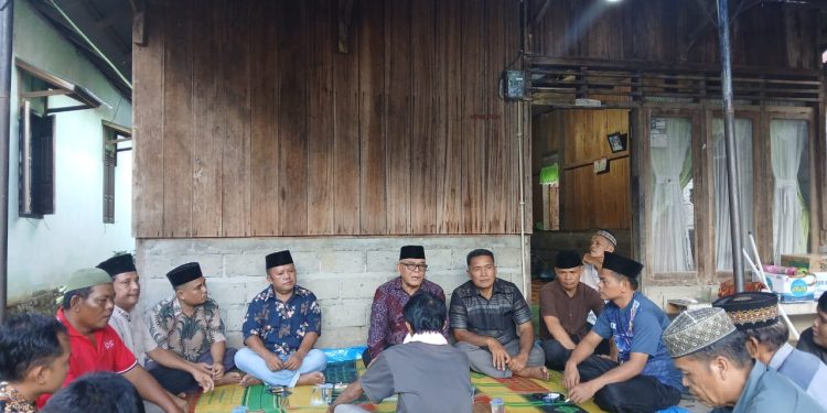 Bupati Pasbar Kunjungi Rumah Duka Keluarga 2 Balita Meninggal Dunia Akibat Tenggelam