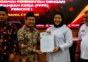 KPU Banten Resmi Teken SPK dan SPMT untuk 56 PPPK Tahap Pertama