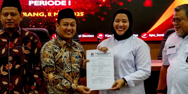 KPU Banten Resmi Teken SPK dan SPMT untuk 56 PPPK Tahap Pertama