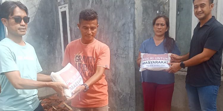 Polsek Pemalang Salurkan Bantuan Sembako untuk Korban Puting Beliung di Desa Banjarmulya