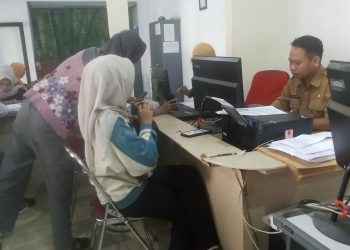 Pelayanan Kartu Kerja di Disnaker Pemalang Terkendala Sarana, Antrian Mengular hingga Ratusan Orang