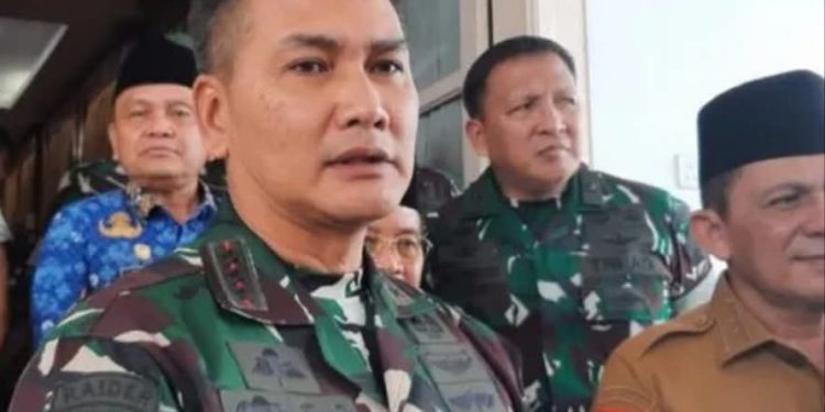 Panglima TNI Batalkan Mutasi Letjen Kunto Putra Try Sutrisno.