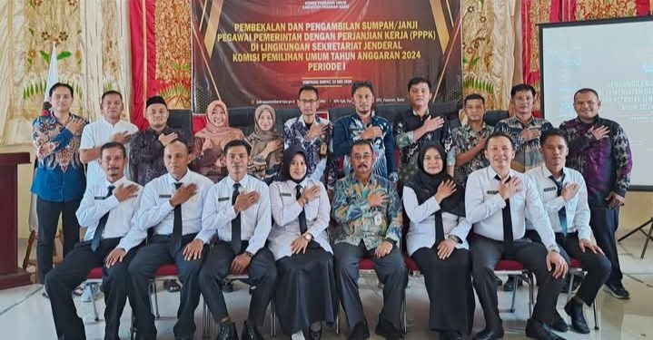 7 Orang PPPK dari KPU Kabupaten Pasbar Mengikuti Pembekalan dan Pengambilan Sumpah/Janji PPPK Secara Daring