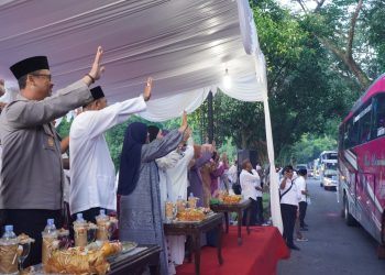 464 Jamaah Calon Haji Langkat Dilepas Bupati Syah Afandin Menuju Tanah Suci