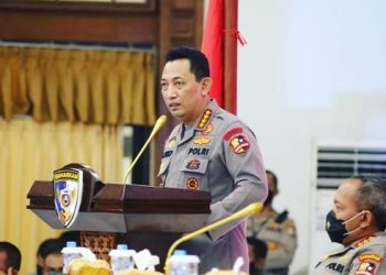 Kapolri Lakukan Mutasi Besar: 702 Personel Polri Dirotasi, 23 Polwan Duduki Jabatan Strategis