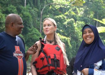 Gaet Ketua Limpol, Ny Endang Syah Afandin Bawa Pesona Bukit Lawang ke Kancah Nasional