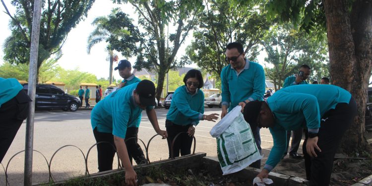Pemkab Canangkan Gerakan Pasaman Barat Bersih Aksi Penanaman 1000 Pohon dan Goro