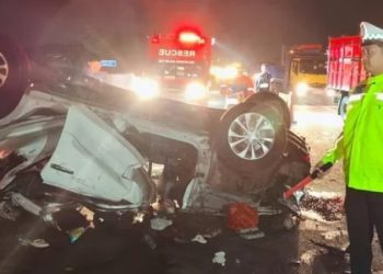 1 Tewas 2 Luka dalam Kecelakaan Maut Terios vs Truk Hino di Tol Pemalang-Batang