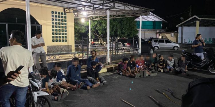 Polres Pasbar Amankan 13 Remaja Geng Motor Yang Terlibat Dalam Aksi Pengerusakan dan Pengeroyokan