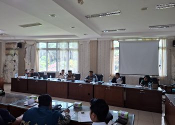 DPRD Pasbar Gelar Rapat Gabungan Komisi, Bantu Penyelesaian Sangketa Lahan