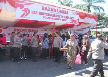 Polres Pasaman Barat Gelar Bazar Sembako Murah
