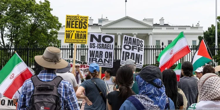 Terungkap, AS Gunakan Jalur Prancis untuk Dekati Iran Jelang Gencatan Senjata Berdarah