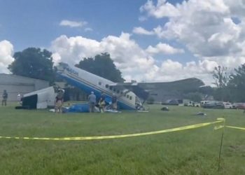 Pesawat Angkut 20 Orang Jatuh di AS, Sejumlah Orang Luka