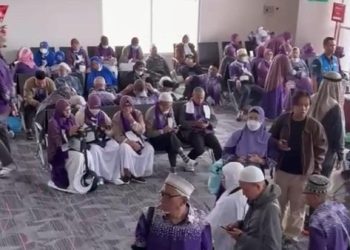 Penumpang Pesawat Saudia Mendarat Darurat di Kualanamu Dievakuasi ke Hotel