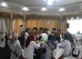 Bupati Pasbar Minta Pendamping Desa Awasi Seluruh Program Pemerintah