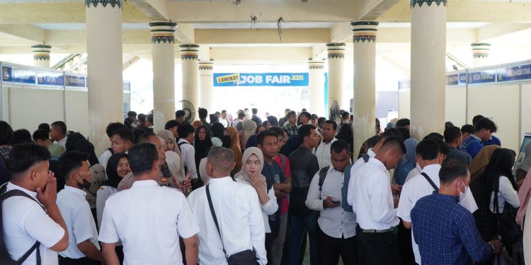 Ribuan Pencari Kerja Tertuju ke Langkat Job Fair 2025