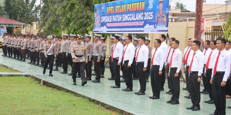 Polres Pasbar Melaksanakan Apel Gelar Pasukan Operasi Patuh Singgalang 2025