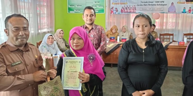 Posyandu Ophir Barat Pasaman Barat Gelar Wisuda Kelas Ibu Hamil Angkatan Ke-III