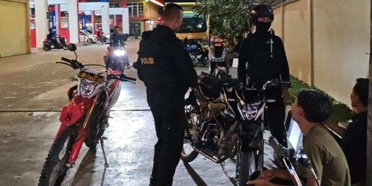 Gerak Cepat Tim Patroli Polres Labuhanbatu: Respon Cepat Tangani Kasus Pelemparan Mobil di Rantauprapat