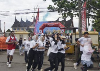 Ratusan Warga Pasaman Barat Ikuti “Pasaman Barat Lari Ceria”