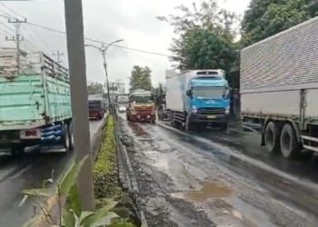 Mulai 1 Agustus! Truk Sumbu 3 Dilarang Masuk Pantura Pemalang–Pekalongan–Batang
