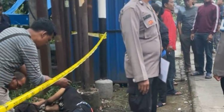 Diduga Mau Curi Besi Tiang Wifi, 2 Pria Tewas Kesetrum di Pinggir Jalan