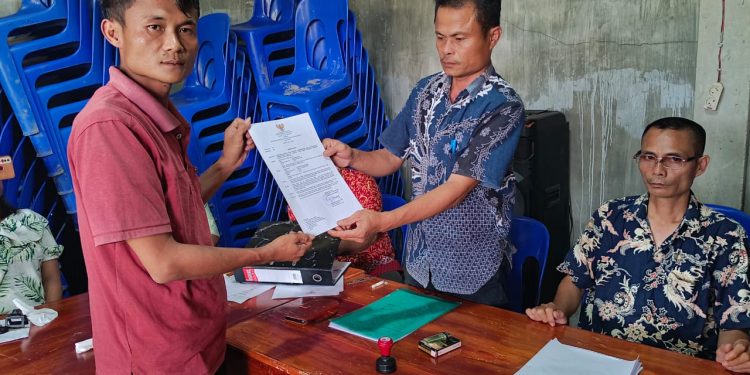 SK Pelaksana Tugas Kadus I Resmi Diserahkan, Herman Tafonao Tegaskan Jangan Main-main dengan Jabatan