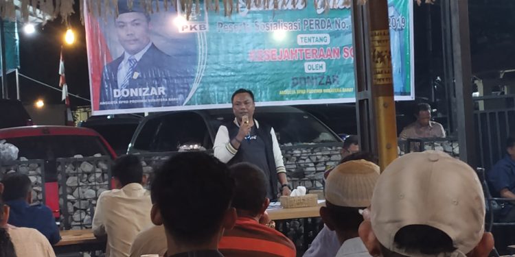 Anggota DPRD Sumbar Donizar Gelar Sosialisasi Perda No 8 Tahun 2019 di Pasbar