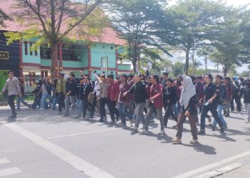 Polres Kolaka Kedepankan Pengamanan Humanis saat Unjuk Rasa