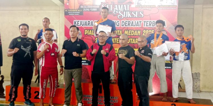 Medan Hantam Lawan, Sabet Juara Umum Tarung Derajat Piala Wali Kota 2025