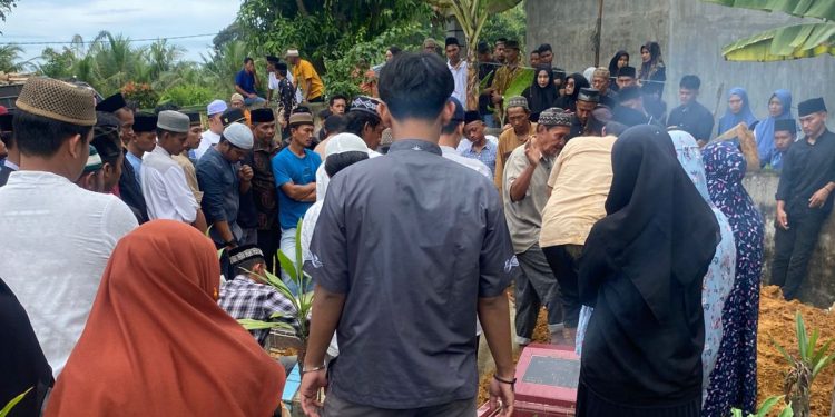 HIMALA Berduka: Mahasiswa Universitas Molekul Saleh Tewas Akibat Pohon PT Darsum