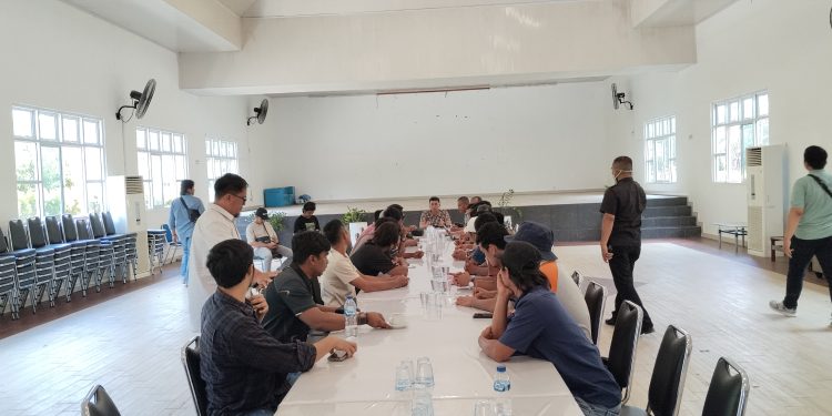 Puluhan Warga Limpato dan IPPAAKS Jorong Anak Air Kasing Nagari Bawan Demo Perusahaan PT AMP Plantation, Berujung Mediasi