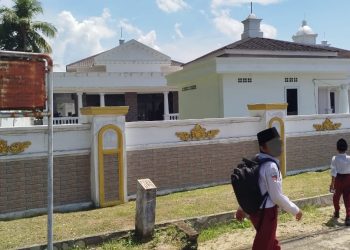 Rumdis Bupati Labuhanbatu Diduga ‘Caplok’ Aset PT KAI, Publik Pertanyakan Integritas Pemkab