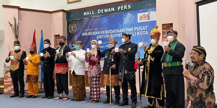 PWI Undang Kepala Daerah ke Anugerah Kebudayaan HPN 2026 di Banten