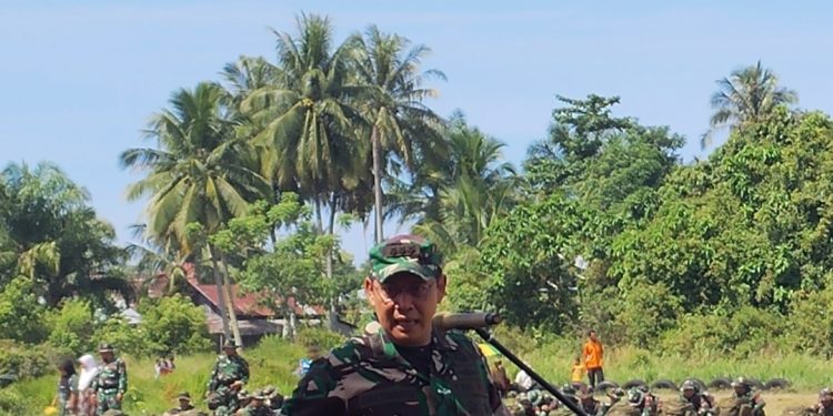 TMMD Ke-126 Tahun 2025 Nagari Katiagan, Kasrem 032 Kolonel Inf. Dedi Iswanto: Jangan Sampai Menyakiti Hati Rakyat