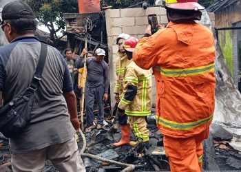 Ditinggal Pergi Kondangan,Dua Rumah di Pemalang Hangus Terbakar