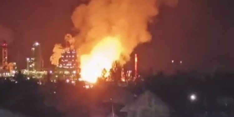 Kilang Dumai Kembali Terbakar, Api, Asap, dan Misteri Kelalaian yang Tak Pernah Usai