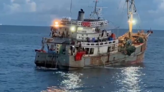 Ilegal Fishing Kapal Troll Dinilai Rugikan Nelayan Papua Selatan, Jaring Rusak hingga Picu Ketegangan