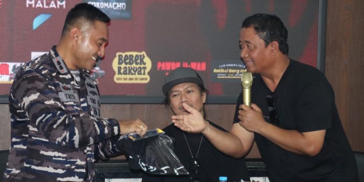 Peringati Hari Armada RI, Lanal Tegal Gelar Bhakti Sosial Untuk Masyarakat