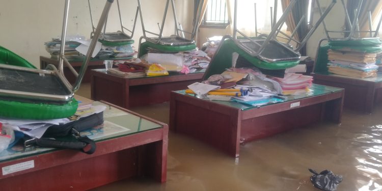 Dinas Pendidikan Pasaman Barat Terapkan Belajar dari Rumah 26–29 November 2025 Akibat Bencana Banjir dan Longsor