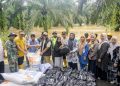 Pemkab Pasaman Barat Salurkan Bantuan Sembako, 172 Jiwa dari 46 KK Terdampak Banjir Di Nagari Anam Koto Selatan