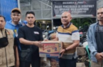 Wakil Ketua DPRD Pasbar Tinjau Kondisi Warga Terdampak Banjir Sekaligus Menyerahkan Bantuan Kemanusiaan