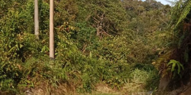 Cek Dua Desa Pakkat Masih Terkepung Longsor, Warga Berjuang Manual, Bantuan Alat Berat Tak Kunjung Tiba