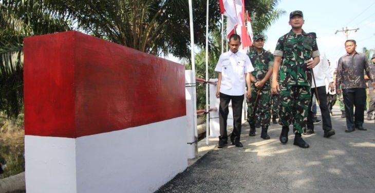 TNI Bangun Jembatan Aramco di Langkat 7 Hari Selesai, Pangdam I/BB Turun Tangan
