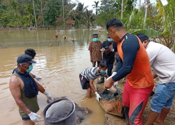 Satu Korban Longsor di Batang Tinggam Ditemukan Meninggal, Pencarian Tiga Warga Lain Masih Berlanjut