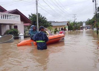 Kota Solok Berduka, Banjir Menggulung, 20 Anggota DPRD Malah Kabur Keluar Kota